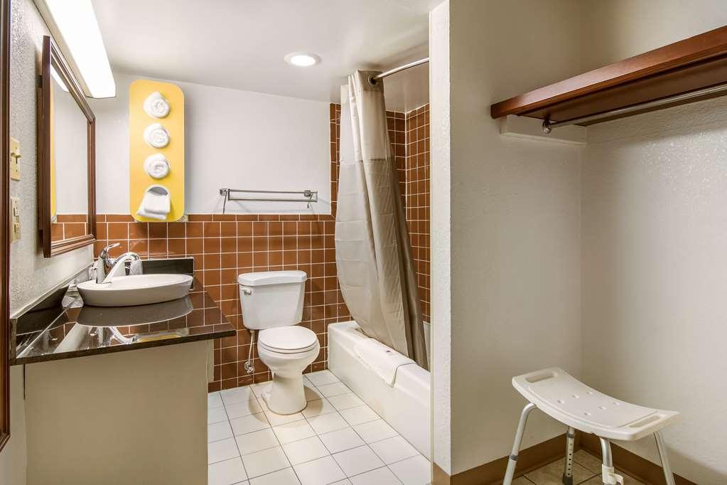 Motel 6-New Stanton, Pa Номер фото