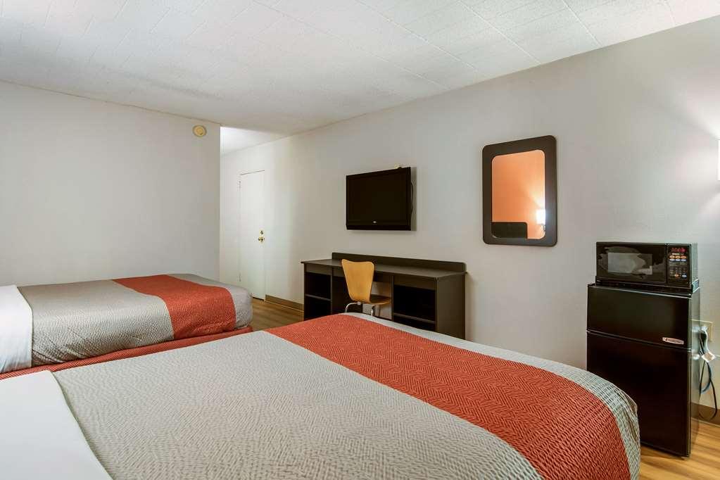Motel 6-New Stanton, Pa Номер фото
