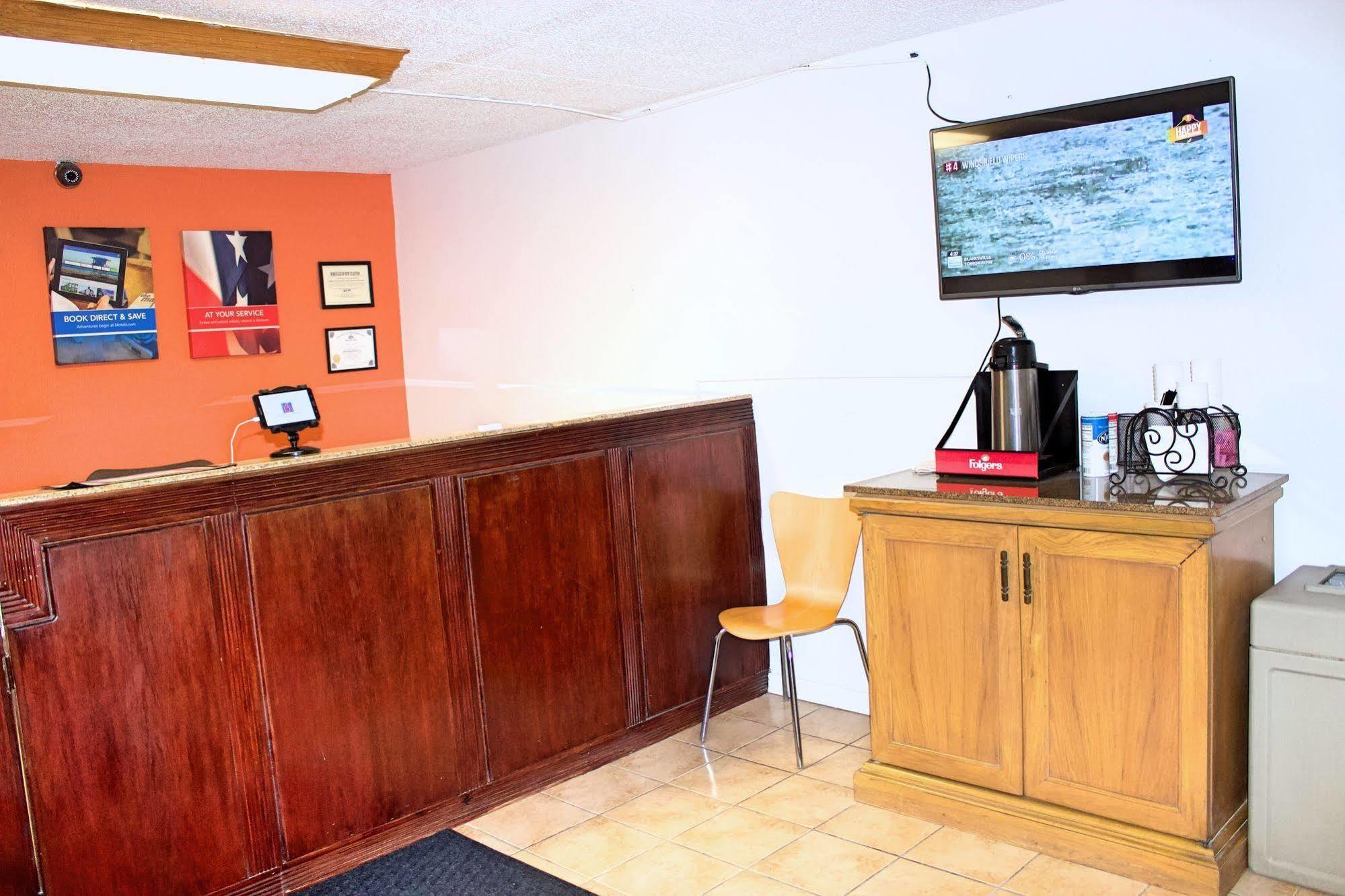 Motel 6-New Stanton, Pa Экстерьер фото
