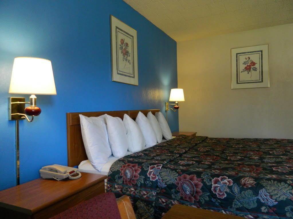 Motel 6-New Stanton, Pa Экстерьер фото