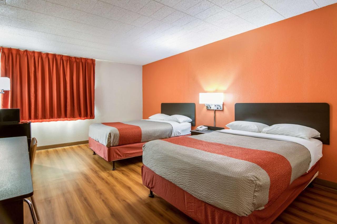 Motel 6-New Stanton, Pa Экстерьер фото