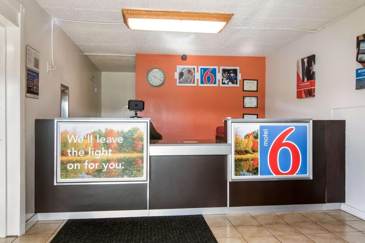Motel 6-New Stanton, Pa Экстерьер фото